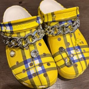 Clueless Crocs